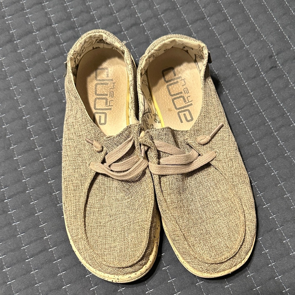 Women’s Hey Dude Wendy Linen slip-ons